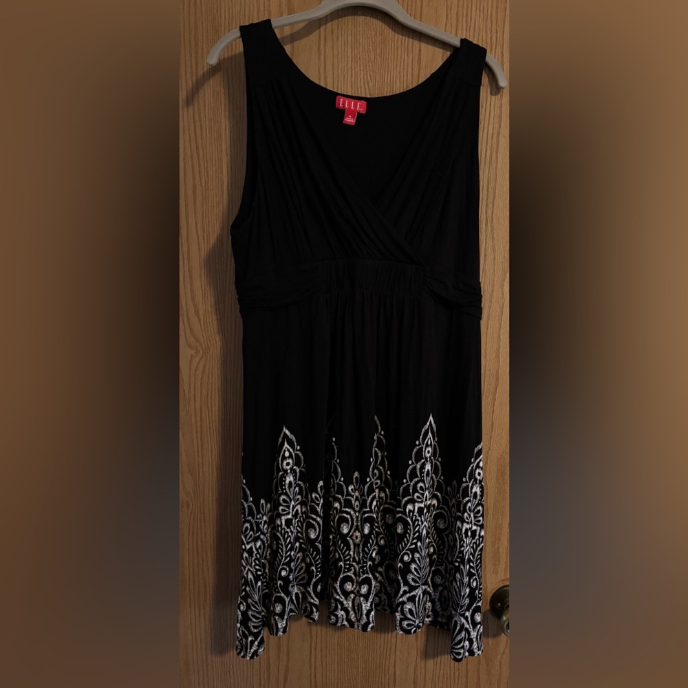 Elle Black Midi Dress with White Border